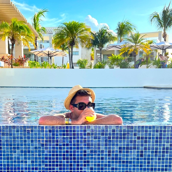 Meet your Posher, Kian - Picture 1 of 1